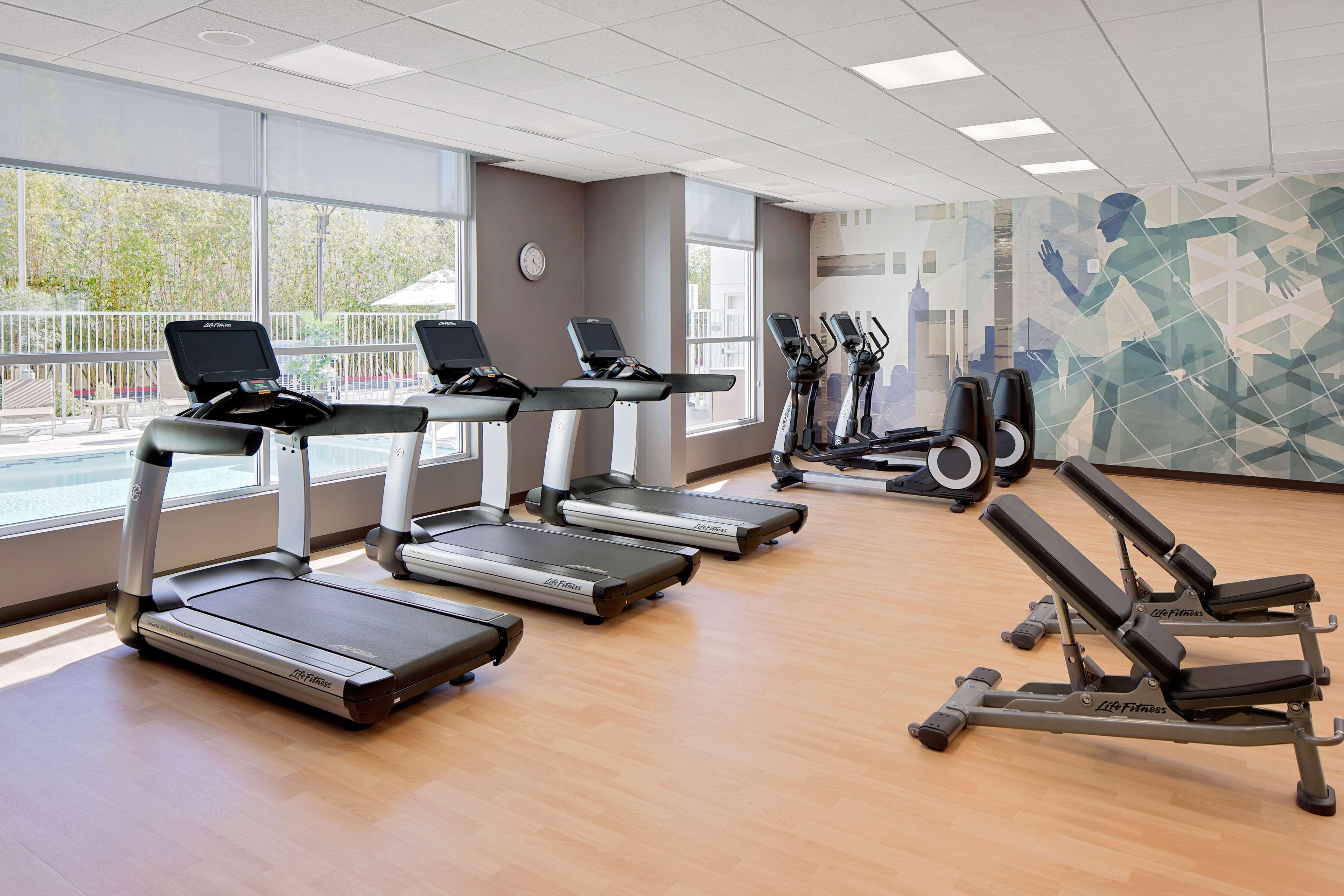 Готель Hyatt House Irvine/John Wayne Airport Екстер'єр фото