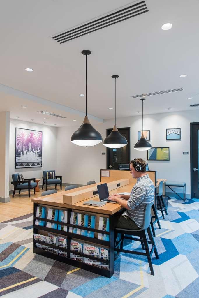 Готель Hyatt House Irvine/John Wayne Airport Інтер'єр фото